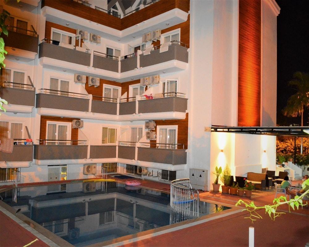 מרמריס Marsyas Hotel מראה חיצוני תמונה