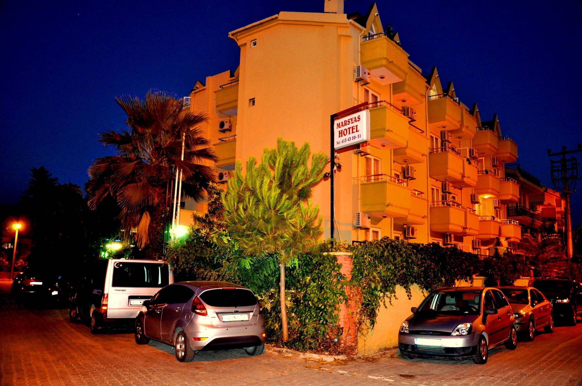 מרמריס Marsyas Hotel מראה חיצוני תמונה